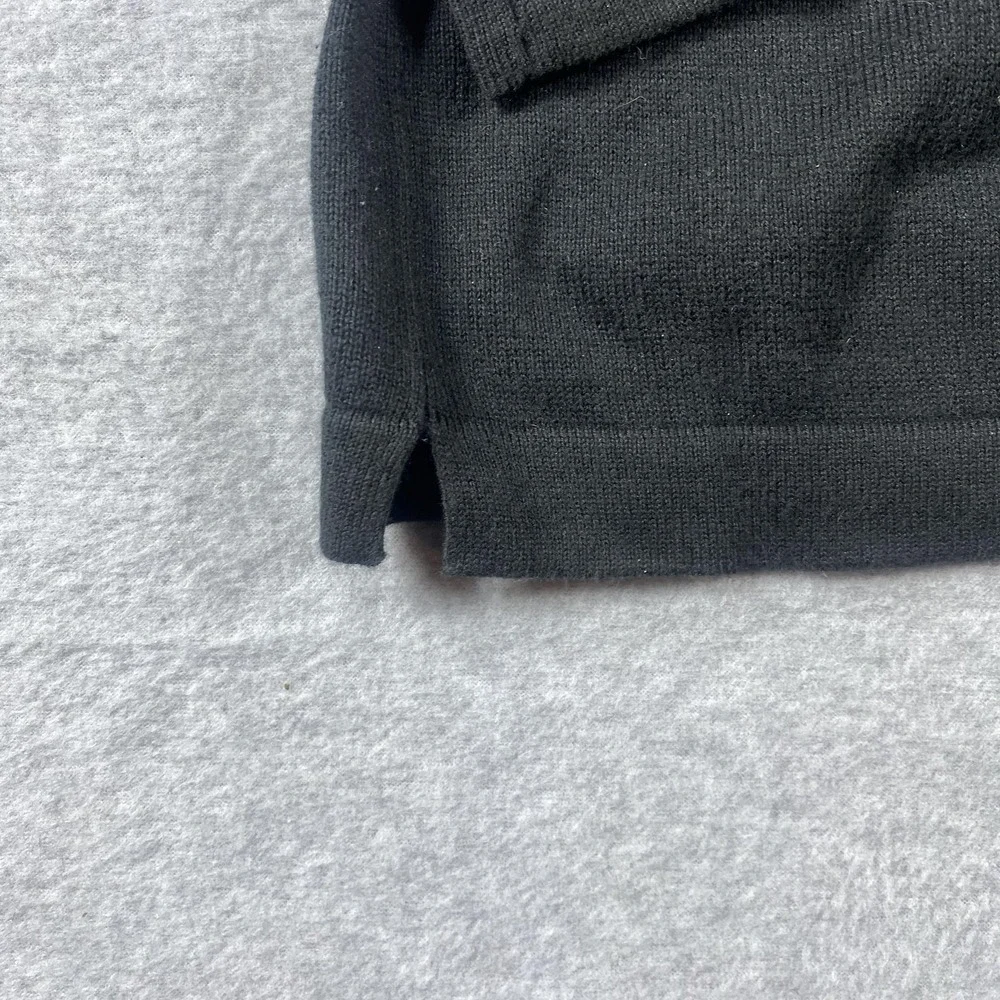 Banana Republic Sweater Mens‎ Medium Black Tan Stripe V Neck Cotton Pullover